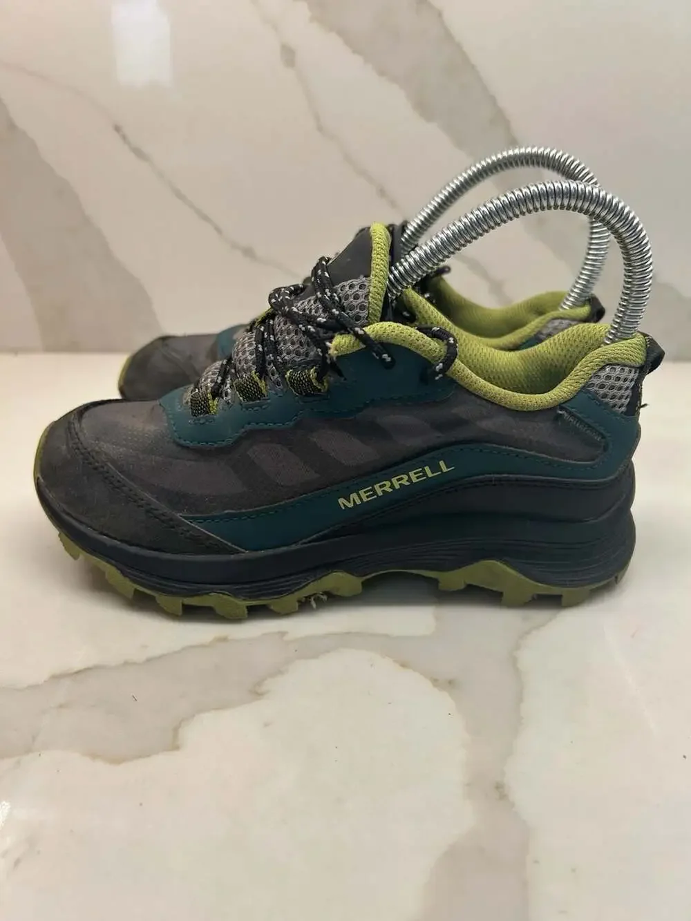 Merrell Kids Moab Speed Mid Waterproof Hiking, Size 2